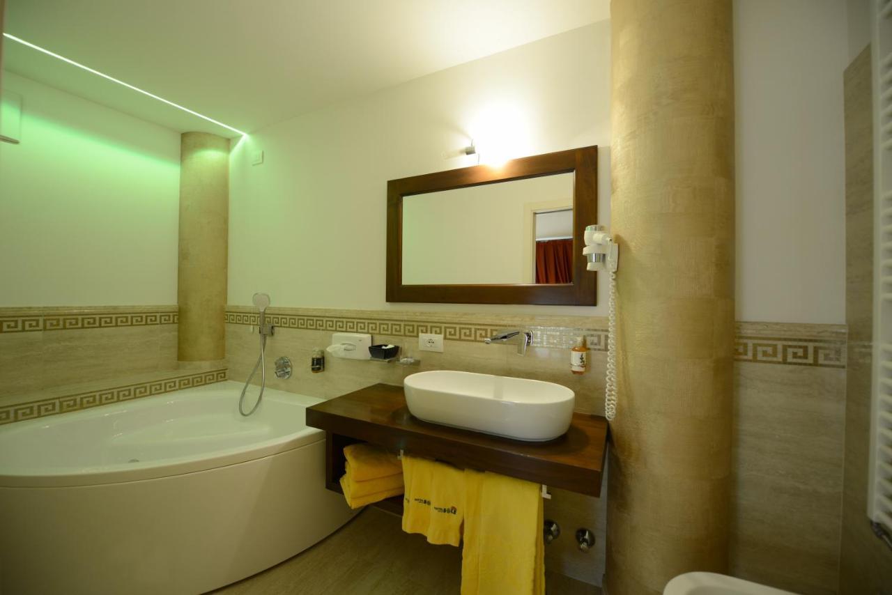 Hotel Sole Passo del Tonale Zewnętrze zdjęcie